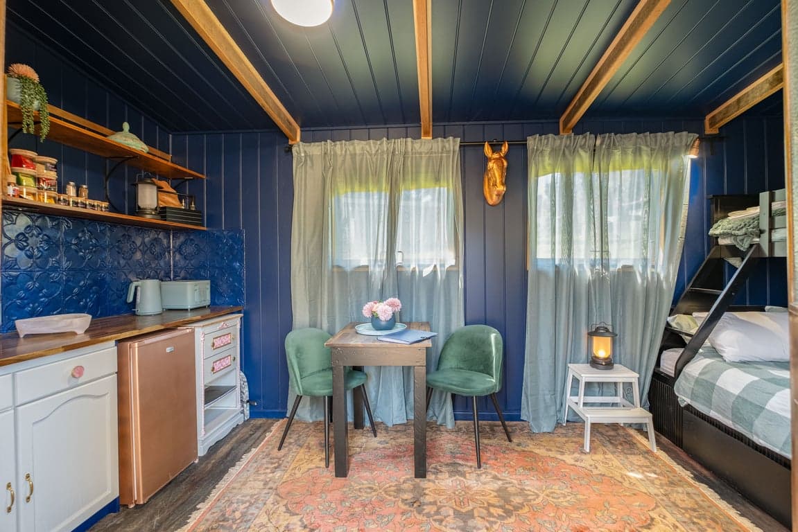 Farm Stay at Your bed & your horses mtr apart. No roughing it., Gheerulla, QLD (photo 3)