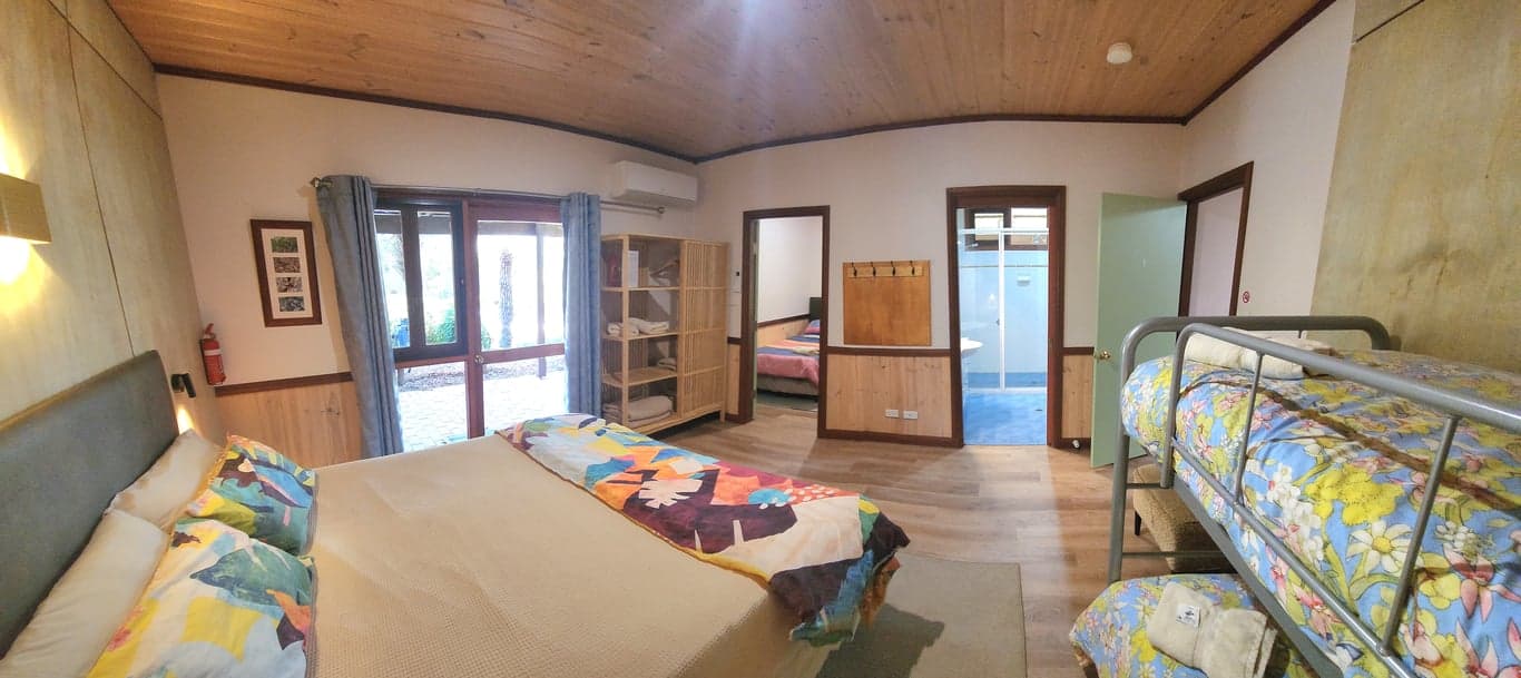 Farm Stay at Bilpin Country Lodge family accommodation in Blue Mtns NSW (photo 2)