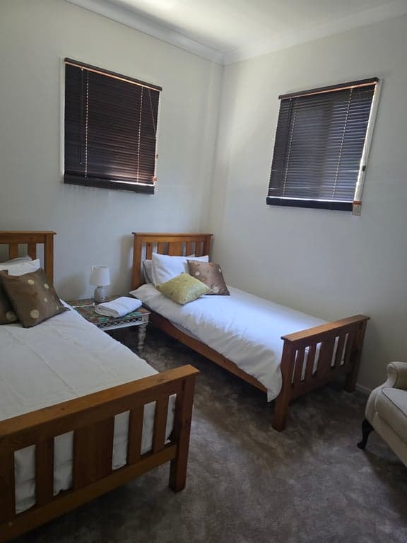 Welcome to Mount Mulgowie-off grid, horse friendly farm stay, Buaraba, QLD (photo 2)