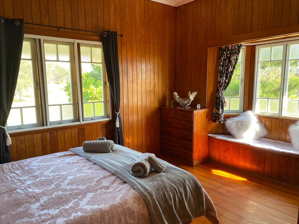 Farm Stay at Heavy horse farm and stay, Maroon, QLD (photo 7)