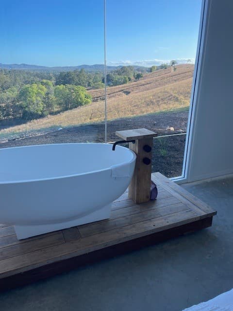 Off grid farmstay with views and luxurious accommodation, Wilsons Pocket, QLD (photo 4)