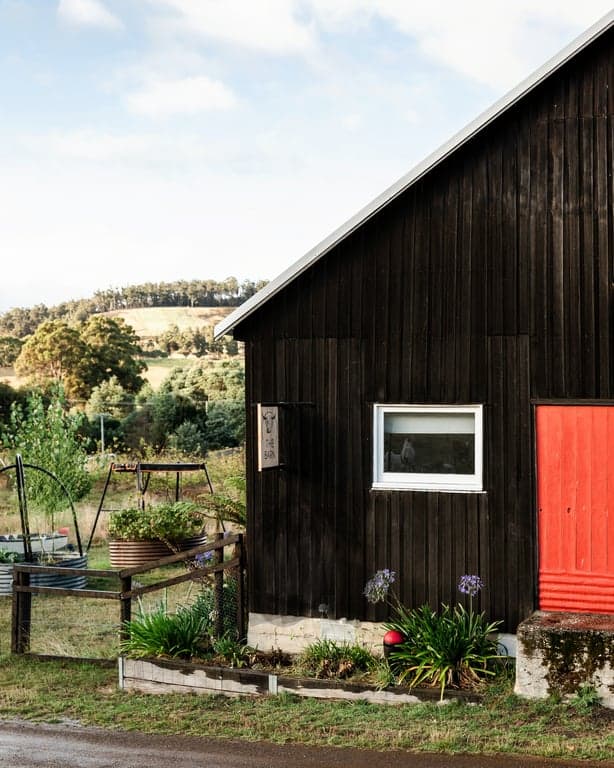 Farm Stay at The Barn & Paddock, Cygnet, TAS