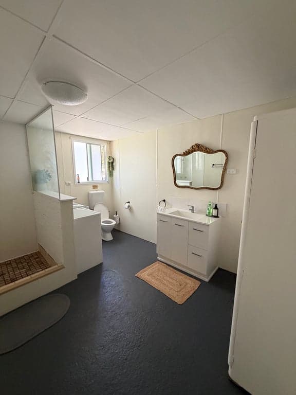 Farm Stay at Cosy cottage and big paddocks. Perfect for short stay, North Dandalup, WA (photo 2)