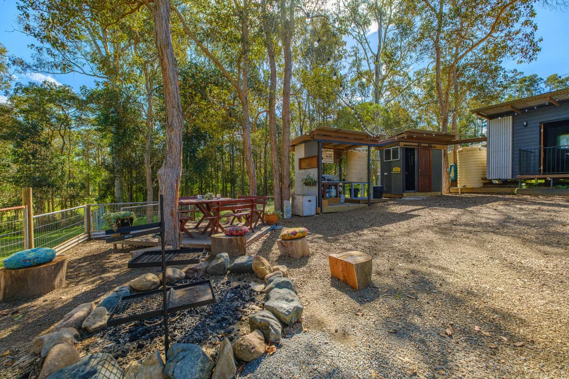 Farm Stay at Your bed & your horses mtr apart. No roughing it., Gheerulla, QLD (photo 9)
