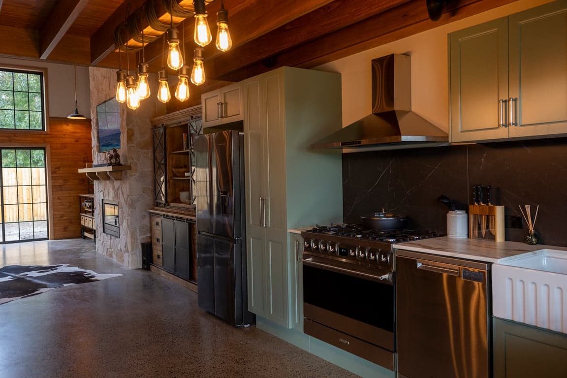 Farm Stay at The Loft at Kingswood Ranch, Luxury Tamworth Getaway. (photo 7)