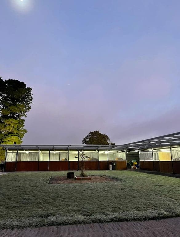 Farm Stay at Entire House, Large Pool Bar and 250 acre Horse Farm, Gundaroo, NSW (photo 8)