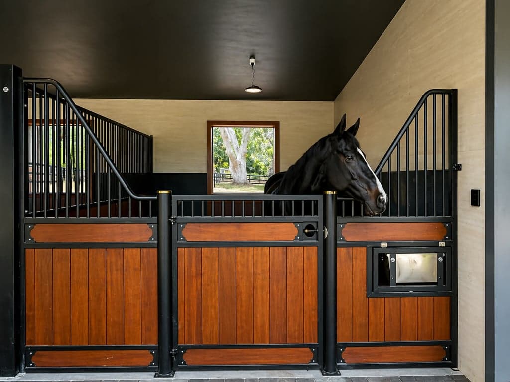 Farm Stay at Equestrian Paradise - Ride, Relax & Recharge 🐎, Herron, WA