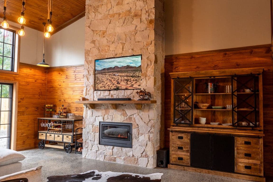Farm Stay at The Loft at Kingswood Ranch, Luxury Tamworth Getaway. (photo 9)