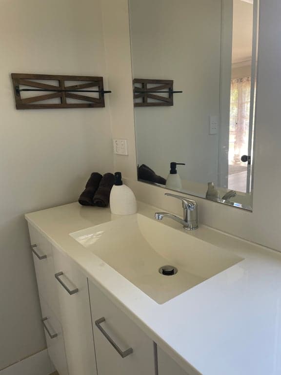 Farm stay with paddock and trails at the frontdoor, Balmoral, NSW (photo 7)