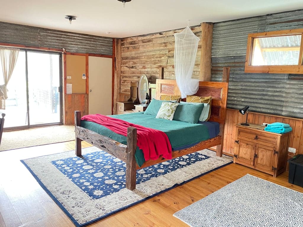 Farm Stay at Holiday with your horse! Accomodation option #1, Mooralla, VIC (photo 8)